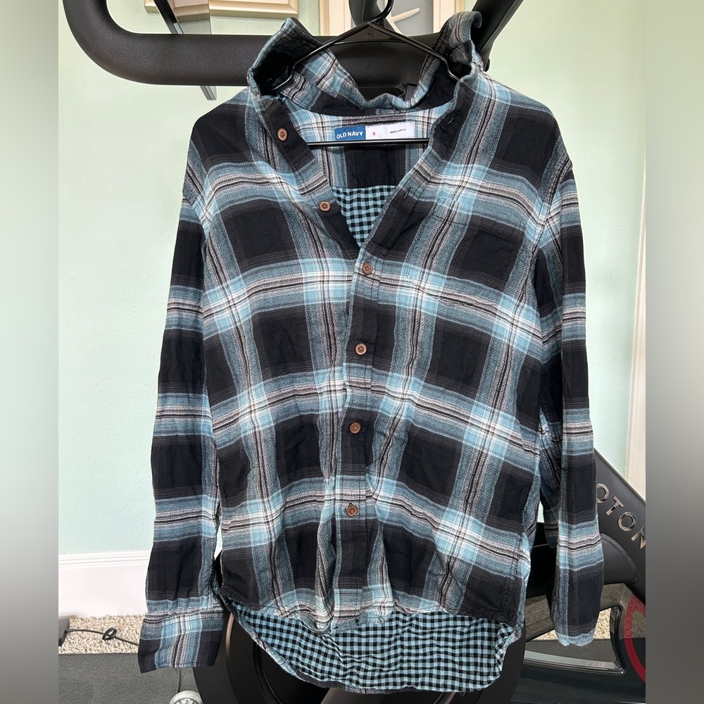 Old Navy Junior Boys Small Blue and Black Flannel